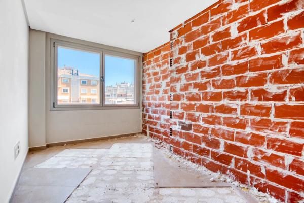 Local en Montañar-El Arenal