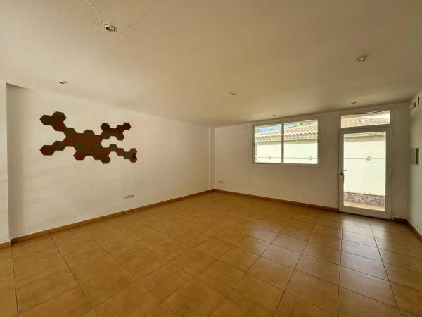 Local en Benimeit-Tabaira