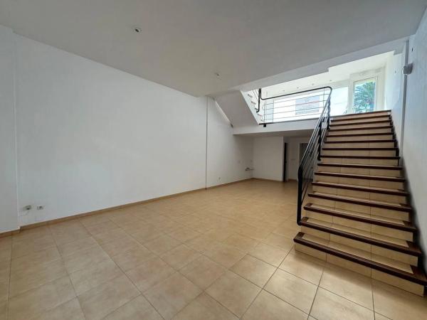 Local en Benimeit-Tabaira