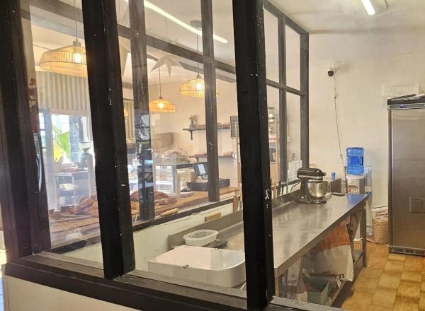 Local en Moravit-Cap Blanc