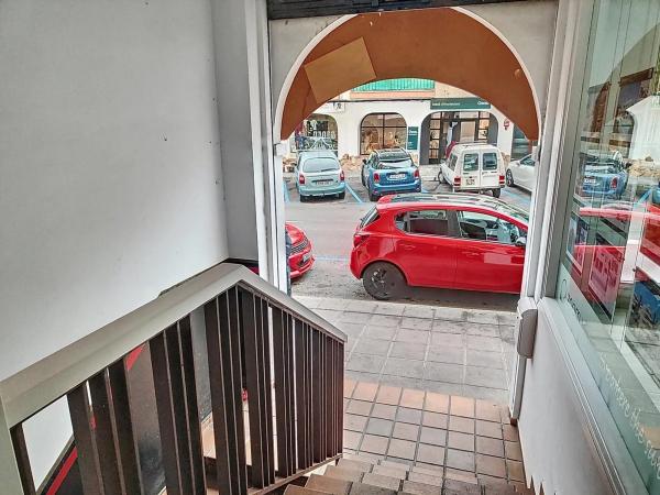 Local en avenida del Portet