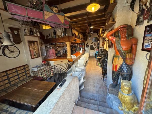 Local en calle de la Iglesia