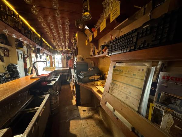 Local en calle de la Iglesia