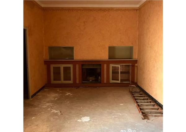 Nave en avenida del Doctor Fleming, 10