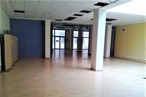 Local en calle Vega Baixa