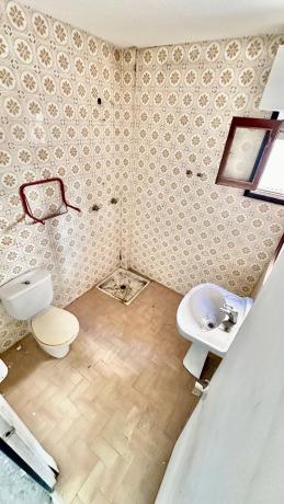 Local en calle Fondària, 1