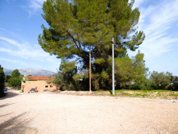 Local en calle el Castellet