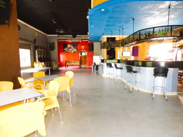 Local en calle el Castellet