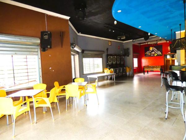 Local en calle el Castellet