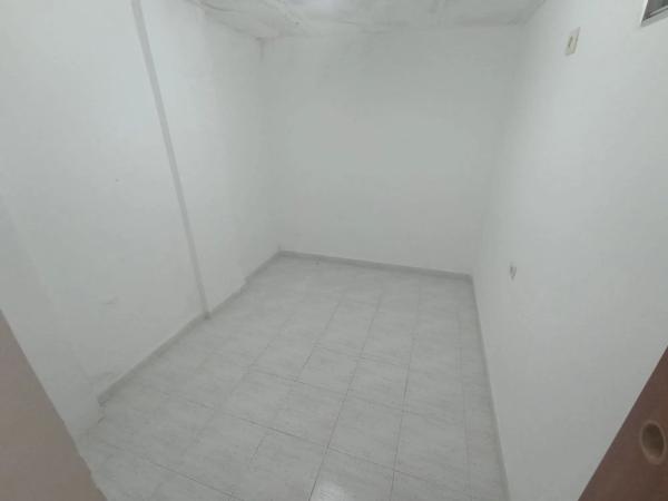 Local en calle Castella la Mancha