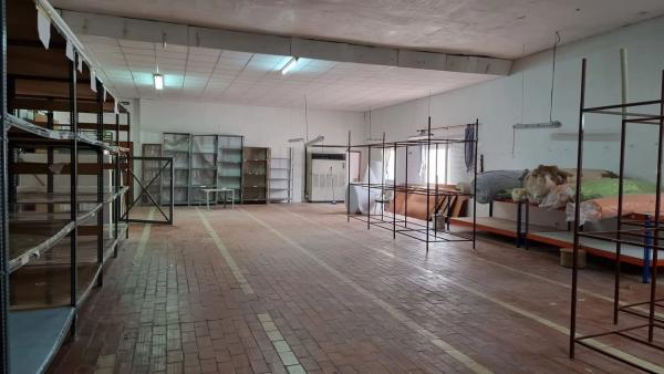 Nave en calle València, 15