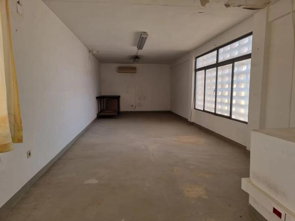 Nave en calle València, 15