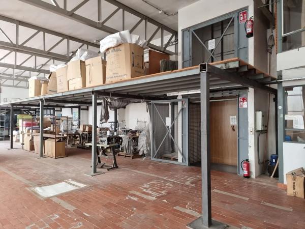 Nave en calle València, 15