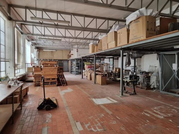 Nave en calle València, 15