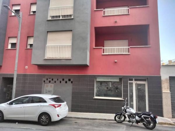 Local en calle Polseguera