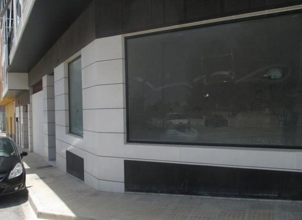 Local o nave en calle Duanes