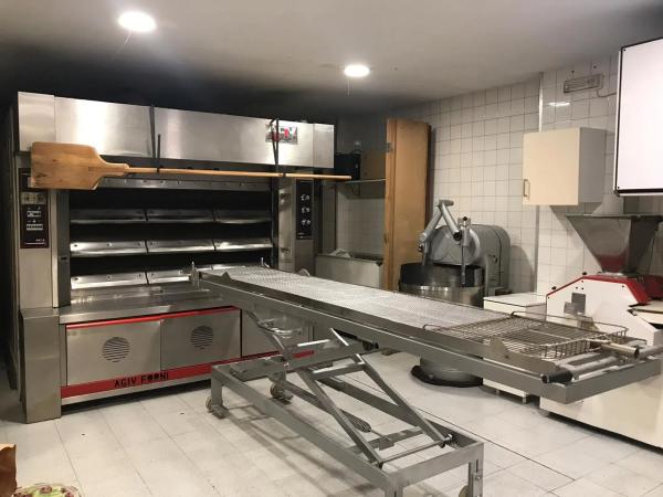 Local en calle Ecce Homo, 19