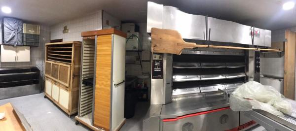 Local en calle Ecce Homo, 19