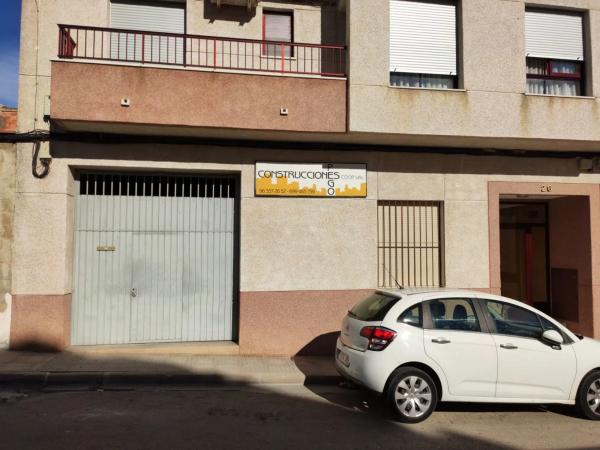 Local en calle d'Ausiàs March, 26