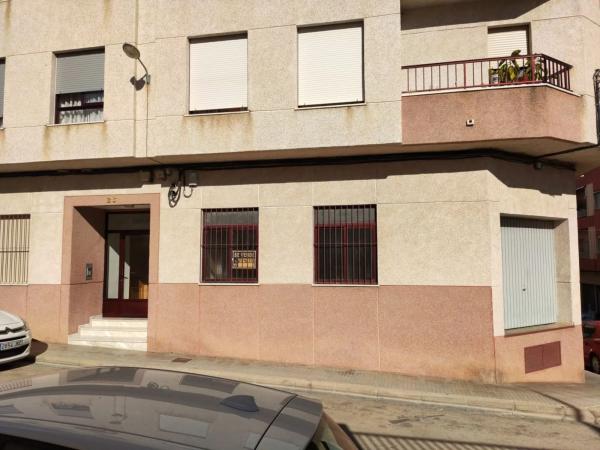 Local en calle d'Ausiàs March, 26