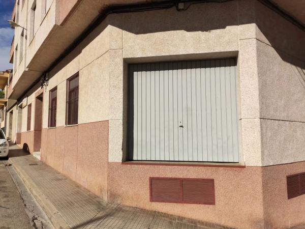 Local en calle d'Ausiàs March, 26