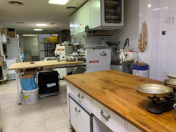 Local en plaza Antic Regne de València, 8