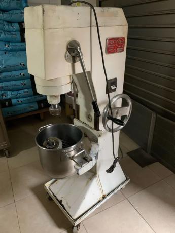 Local en plaza Antic Regne de València, 8