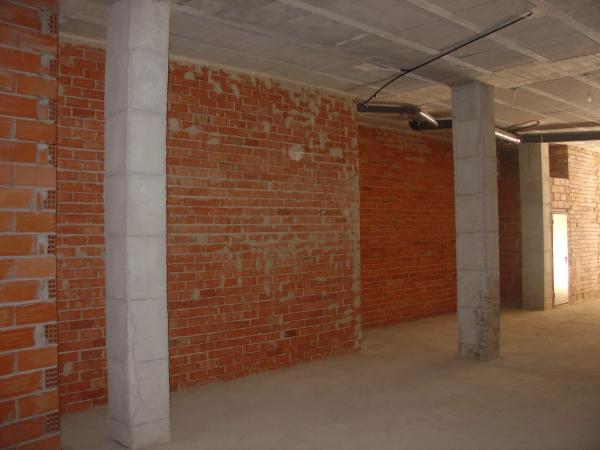 Local en avenida Pais Valencià, 8