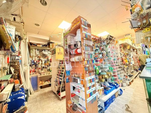 Local en calle Ruperto Chapí, 2