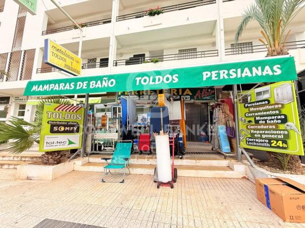 Local en calle Ruperto Chapí, 2