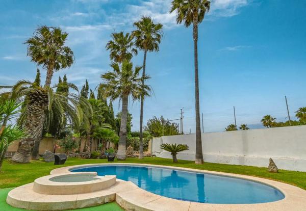 Local en Alfaz del Pi Pueblo-Urbanizaciones