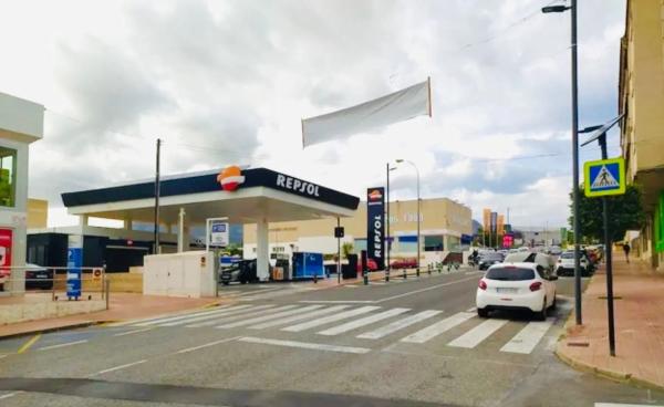 Local en avenida País Valencià, 53