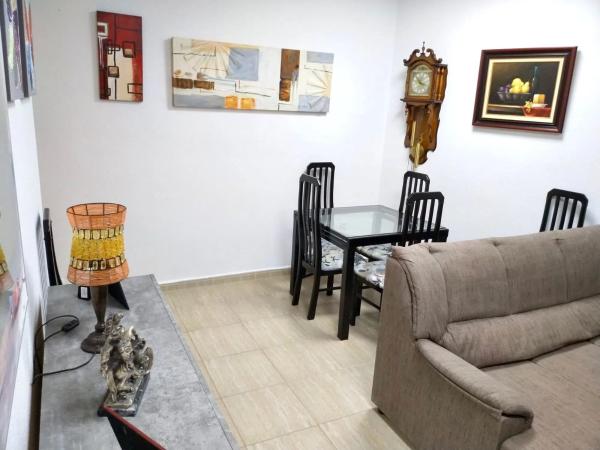 Local en avenida País Valencià, 53