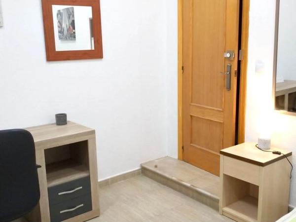 Local en avenida País Valencià, 53