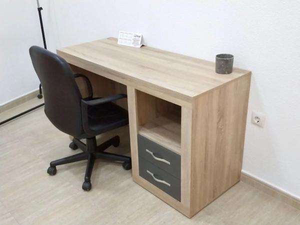 Local en avenida País Valencià, 53