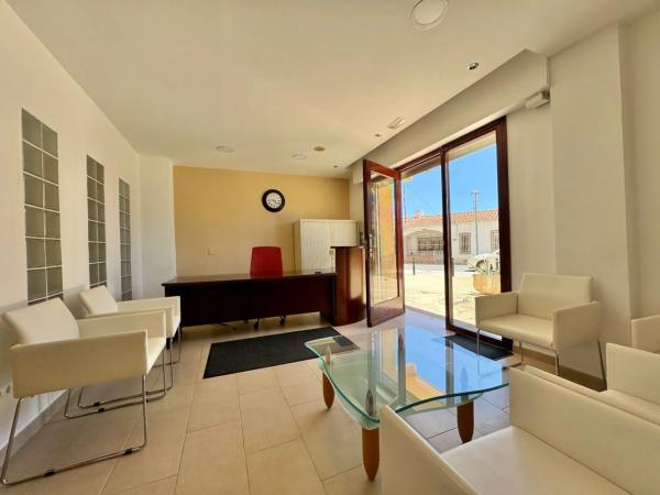 Local en Alfaz del Pi Pueblo-Urbanizaciones