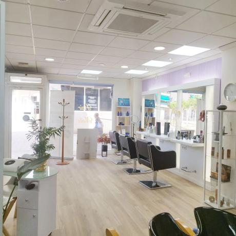 Local en plaza Salvador Dali, 5