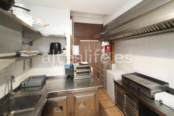 Local en calle Santa Teresa