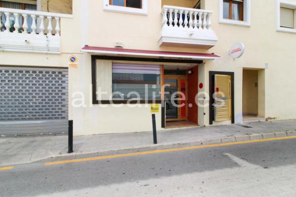 Local en calle Santa Teresa