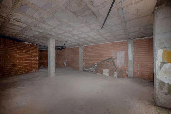 Local o nave en calle la Mar