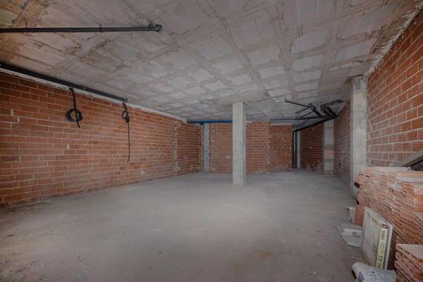 Local o nave en calle la Mar