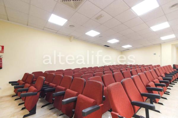 Local en calle Ferrocarril