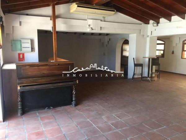 Local en Zona l'Olla