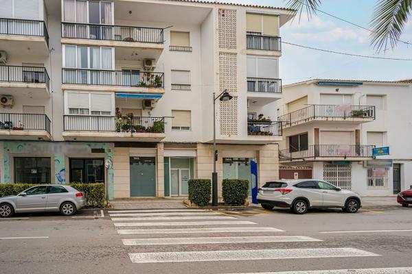 Local o nave en calle Ametllers