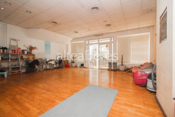 Local en calle de la Llum