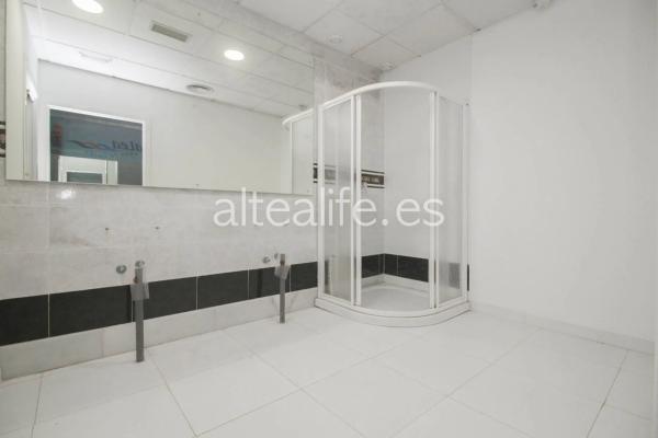 Local en calle de la Llum