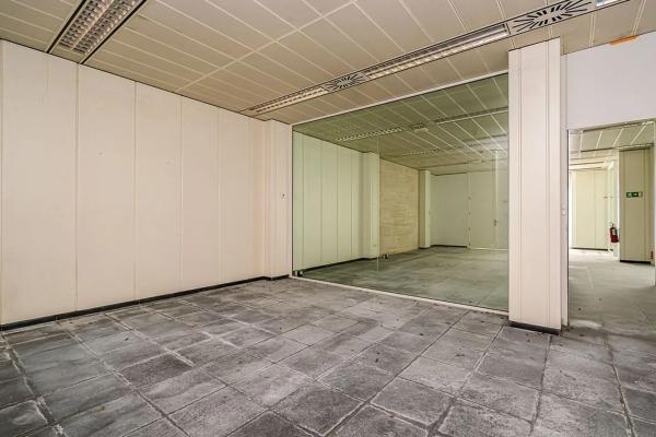 Local o nave en calle Ametllers