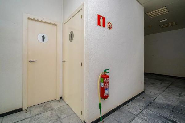 Local o nave en calle Ametllers