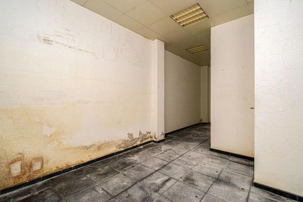 Local o nave en calle Ametllers