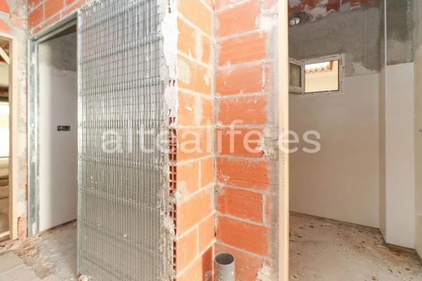 Local en calle Conde de Altea